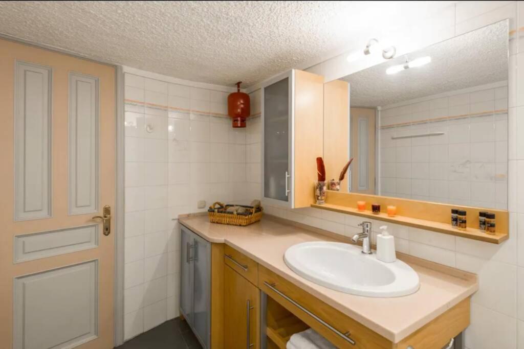 Ano Poli Stay With Private Terrace And View Tesalonika Bagian luar foto