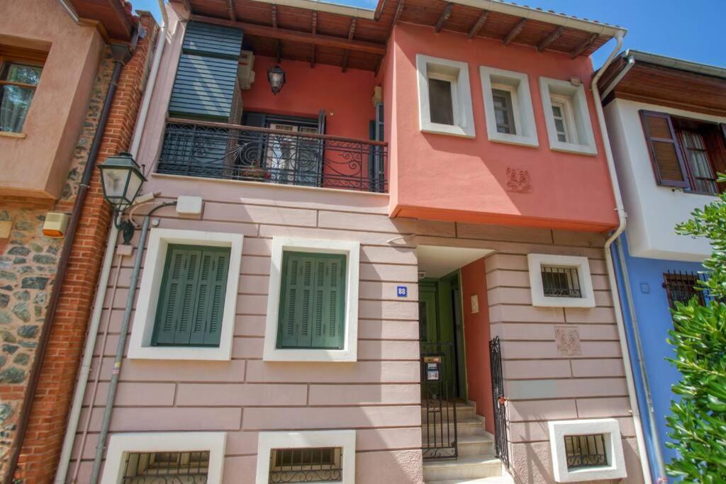 Ano Poli Stay With Private Terrace And View Tesalonika Bagian luar foto
